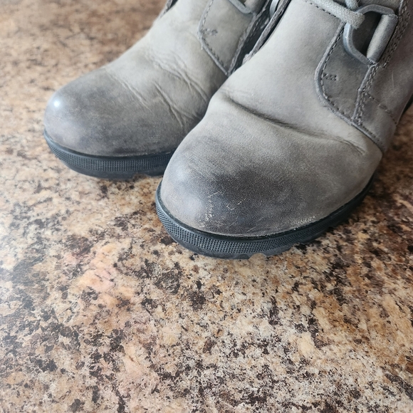 Joan of arctic wedge - Picture 8 of 10